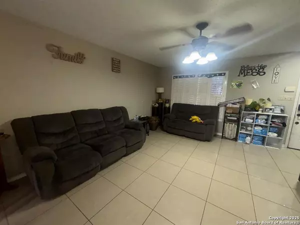 Laredo, TX 78045,12601 River Bend Creek