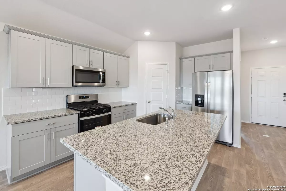 New Braunfels, TX 78130,1686 kolbe