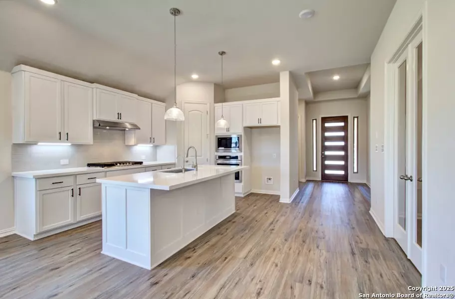 1727 Heritage Maples, New Braunfels, TX 78132