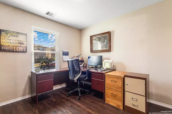 San Antonio, TX 78239,7503 Cedar Farm