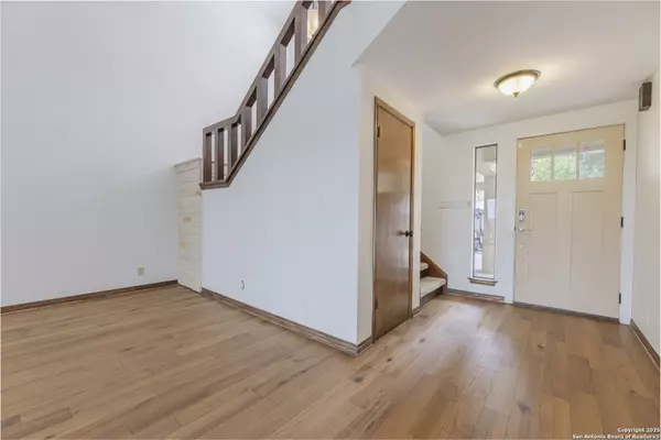 Boerne, TX 78006,105 Tapatio Dr E UNIT 105