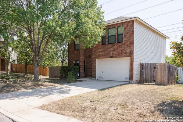 San Antonio, TX 78247,16311 Persimmon Well