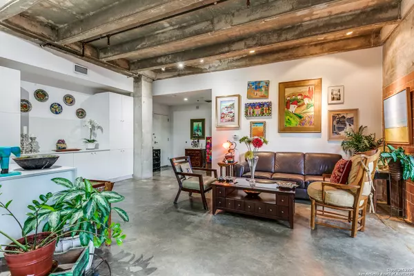 San Antonio, TX 78210,1115 S Alamo UNIT 2103