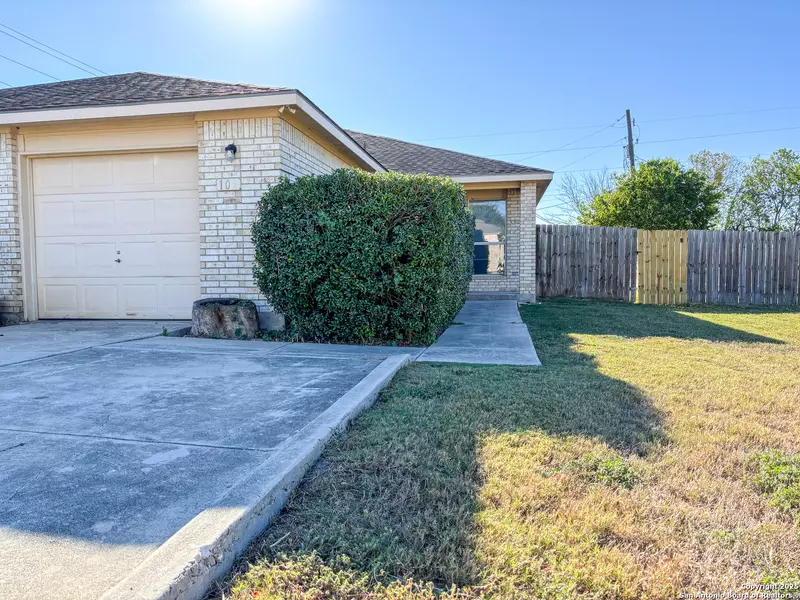 105 Long Lane, New Braunfels, TX 78130