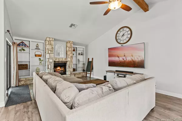 San Antonio, TX 78213,11802 Tarragon