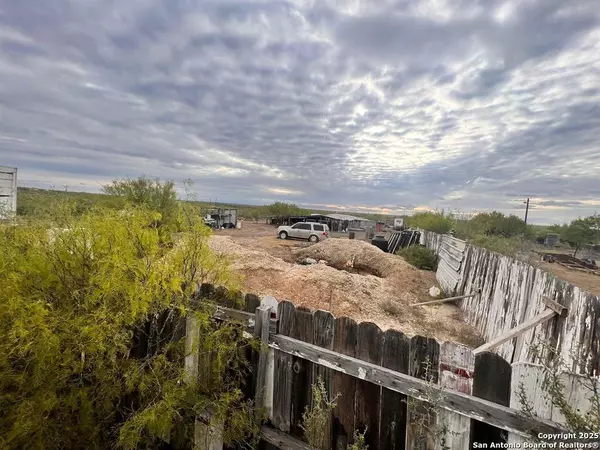 Laredo, TX 78043,1 ACRE 79 TRACT Las Pilas Rd