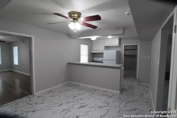 4406 sun vista, San Antonio, TX 78217