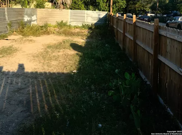 San Antonio, TX 78207,924 Hamilton