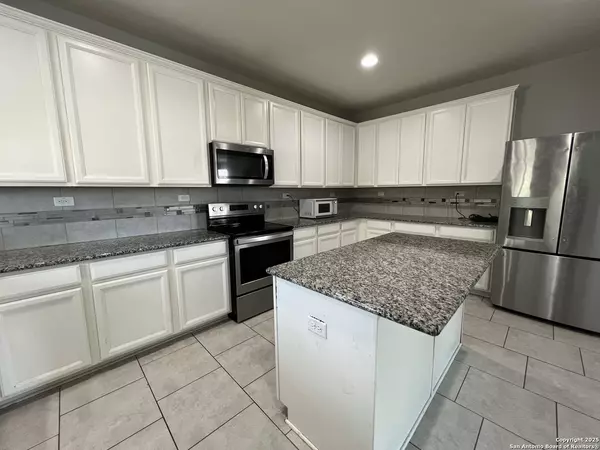 San Antonio, TX 78254,12031 Silver