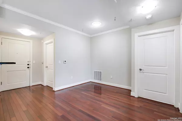 San Antonio, TX 78229,7342 Oak Manor Dr UNIT 3106