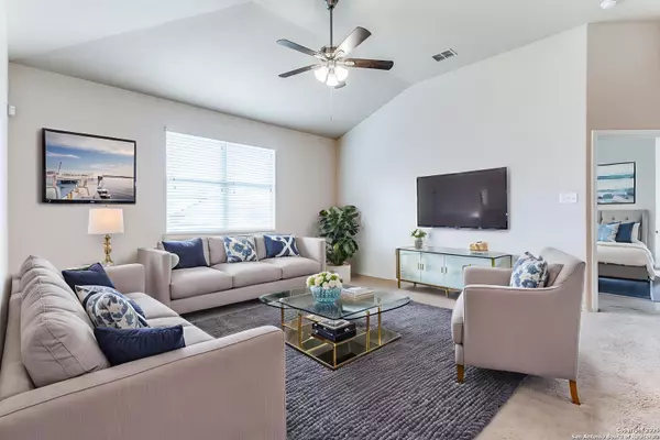 209 Country Vale, Cibolo, TX 78108