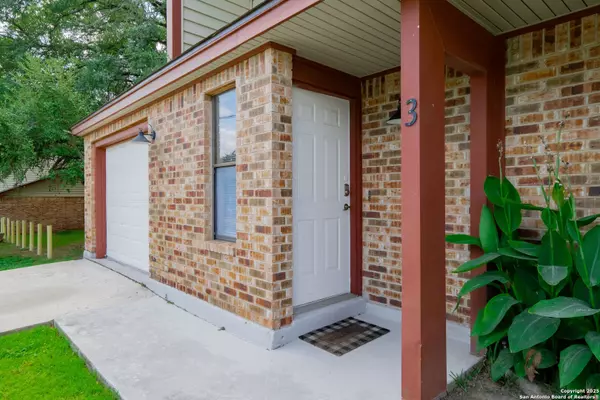 Canyon Lake, TX 78133,306 Dietert Ln UNIT 103 & 104
