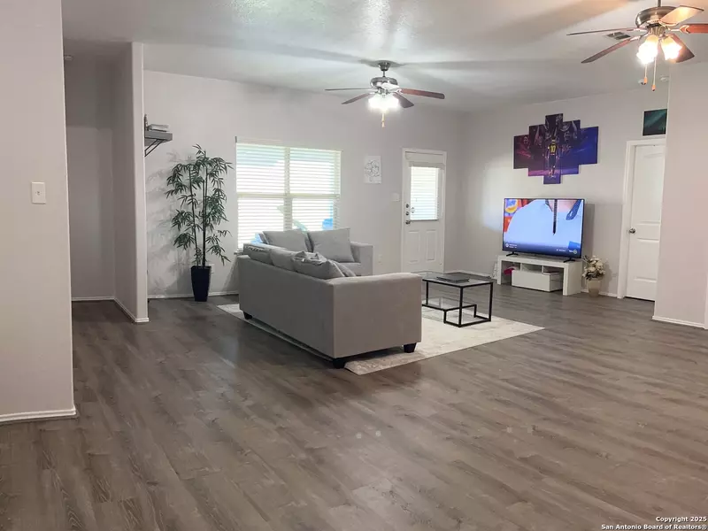 2707 hector, Killeen, TX 76549