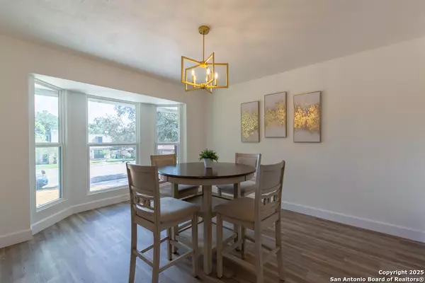 San Antonio, TX 78232,15611 Heimer