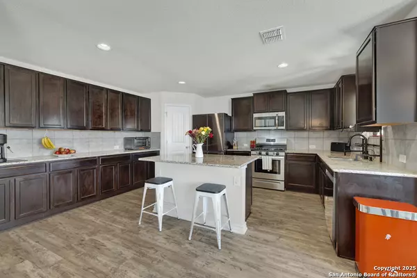 San Antonio, TX 78261,6070 Akin Quay