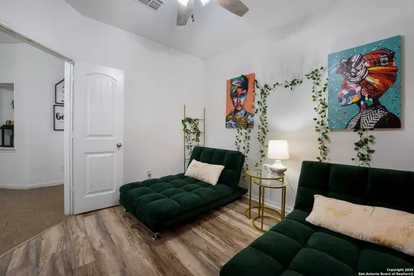 San Antonio, TX 78245,1802 Gray Fox Creek