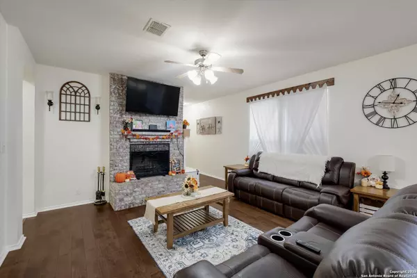 San Antonio, TX 78261,2606 Silverton Wind