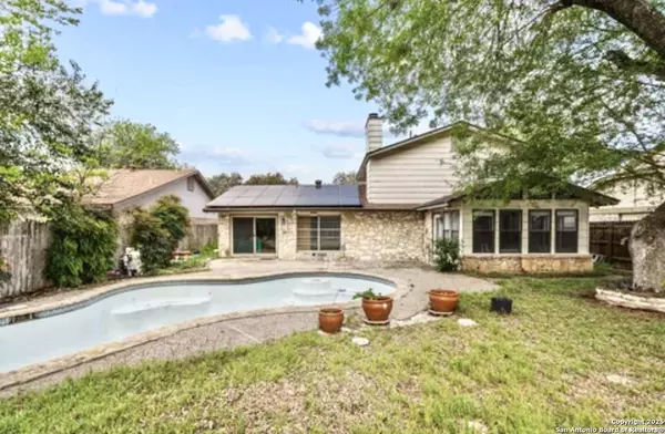 San Antonio, TX 78240,8206 Evert