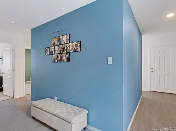 New Braunfels, TX 78132,734 Tulsa Trl