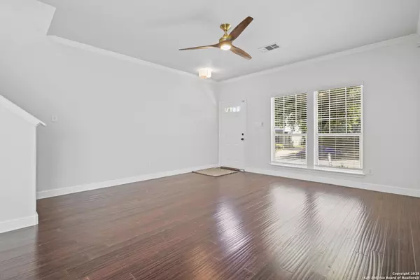 San Antonio, TX 78250,8611 Willow Glen