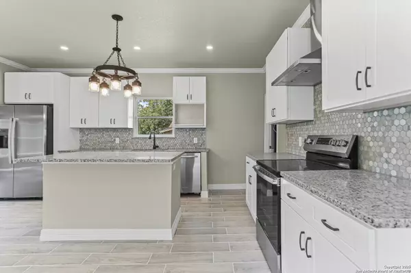 San Antonio, TX 78201,1805 W Magnolia Ave