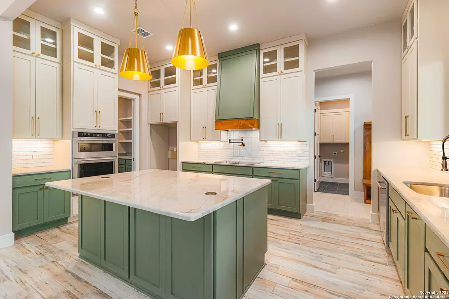 136 Hondo Ridge, La Vernia, TX 78121