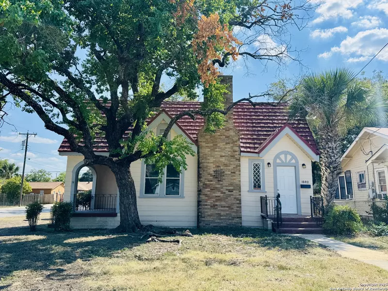 1602 W Craig Pl, San Antonio, TX 78201