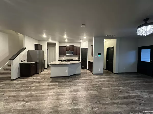 Converse, TX 78109,3826 Carducci