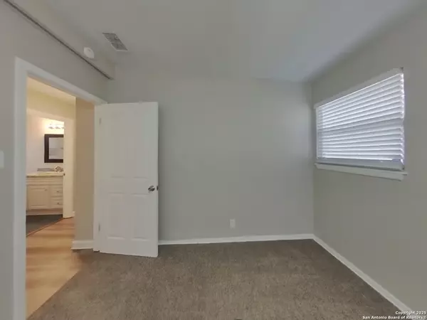 San Antonio, TX 78209,244 Emporia