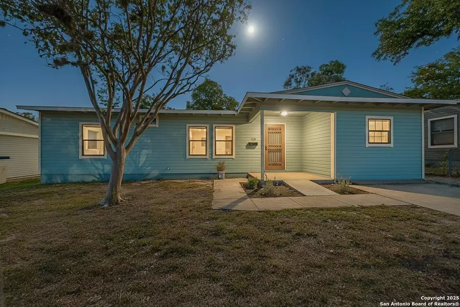 138 Lively, San Antonio, TX 78213