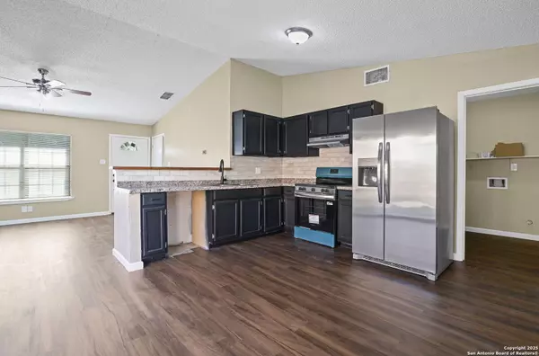 San Antonio, TX 78242,8757 Port Of Call