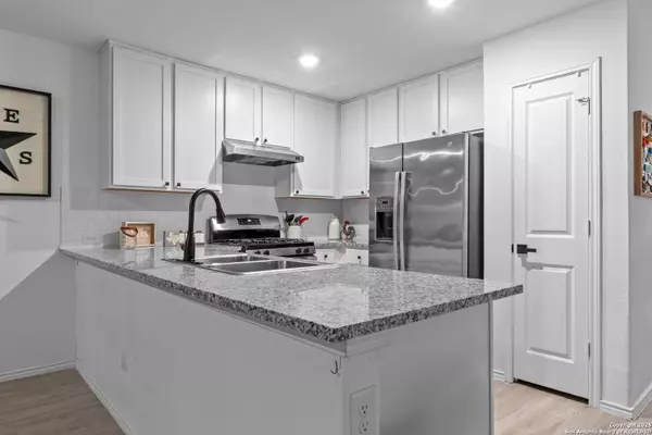 San Antonio, TX 78245,1307 Flame Tanager