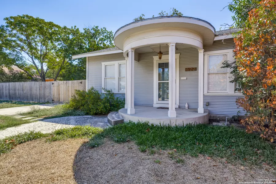 622 W Rosewood Ave, San Antonio, TX 78212