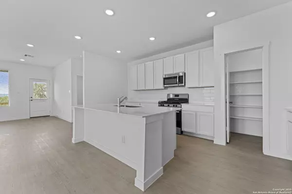 Bulverde, TX 78163,31927 Ambrose St