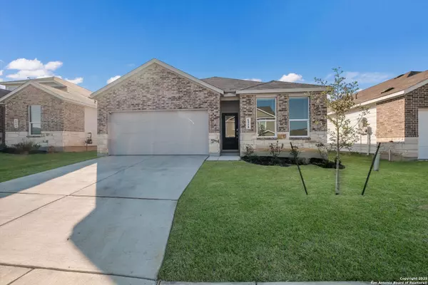6958 Dorato Ridge, Elmendorf, TX 78112