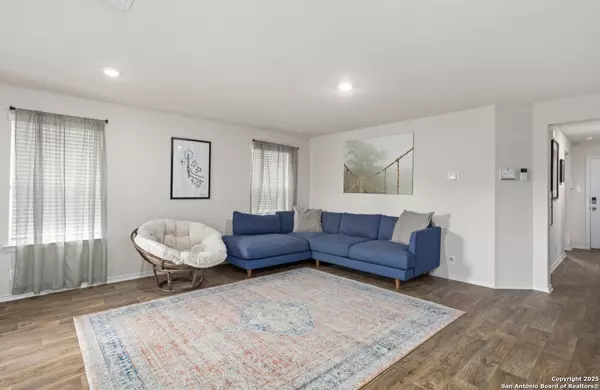 San Antonio, TX 78254,10024 Bur Sedge