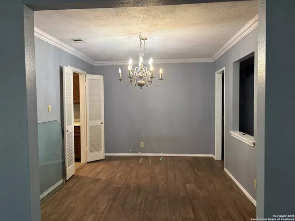 San Antonio, TX 78231,13734 Wood Point