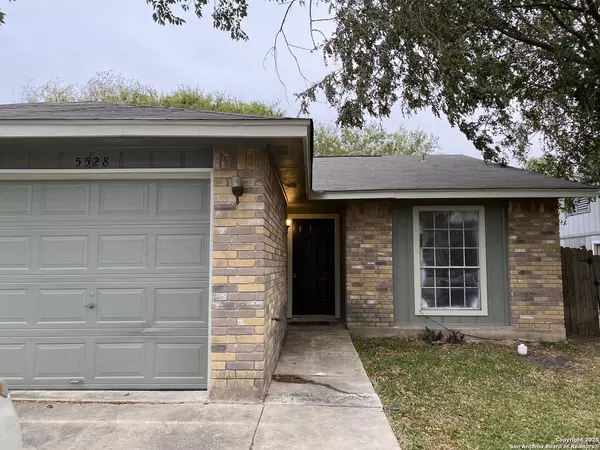 5526 Lochmoor, San Antonio, TX 78244