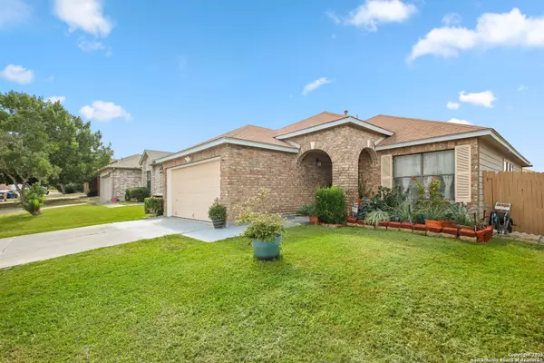 San Antonio, TX 78244,7918 Bronzerock