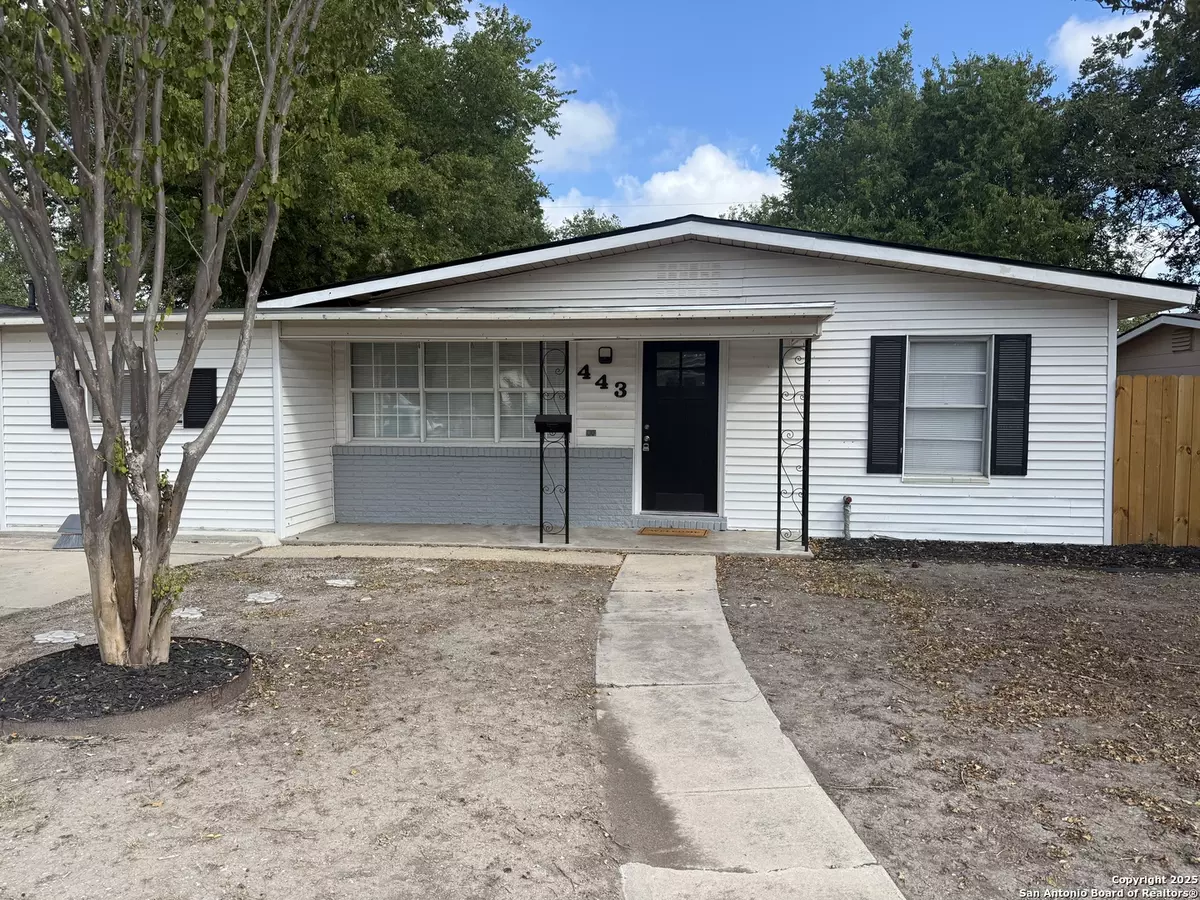 San Antonio, TX 78221,443 E Amber