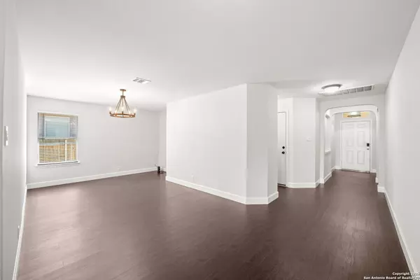 New Braunfels, TX 78130,208 Roadrunner