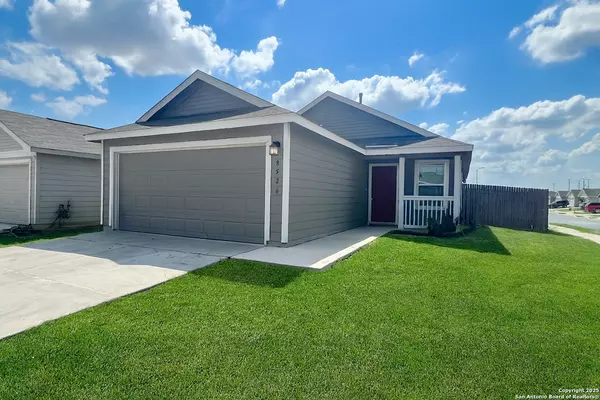 8526 Rose Tanager, San Antonio, TX 78227