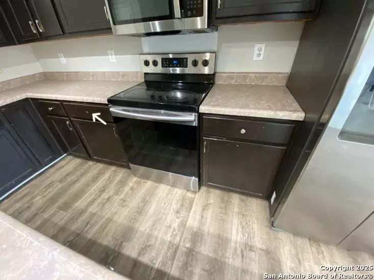 3902 Nuttall Oak, San Antonio, TX 78223