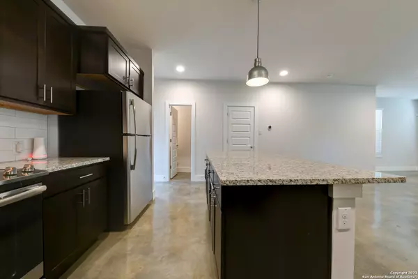 San Antonio, TX 78212-1960,200 MELROSE PL UNIT 700