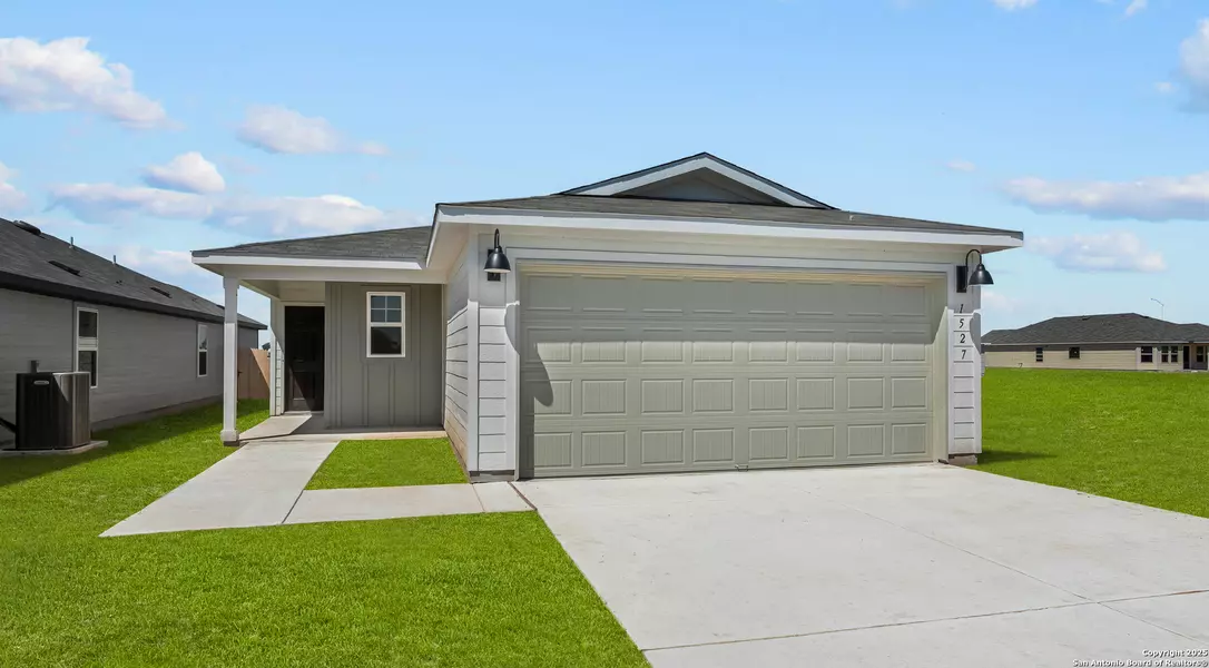 1527 Silver Run, New Braunfels, TX 78130