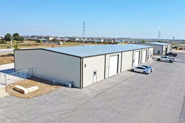 New Braunfels, TX 78130,5277 FM 1044 UNIT 201