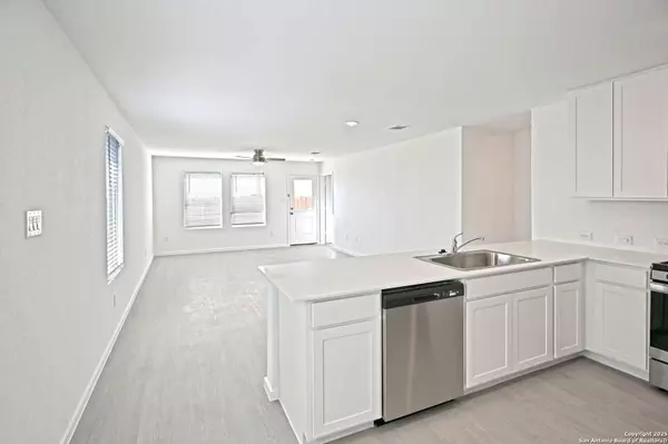 New Braunfels, TX 78130,1601 Tiptop