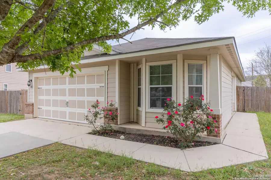 9802 Vandenberg Way, San Antonio, TX 78245