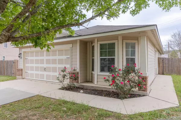 9802 Vandenberg Way, San Antonio, TX 78245