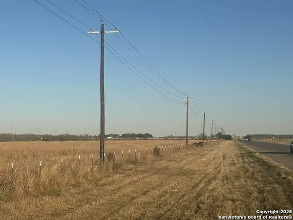 Hondo, TX 78661,00 Highway 90